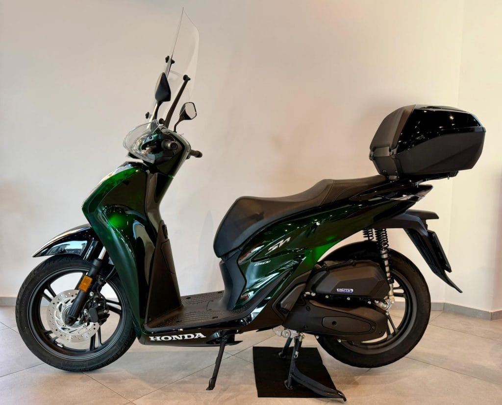 Honda SH 150i Vetro Green - 2024